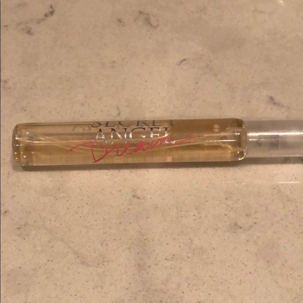 Victoria’s Secret Angel Dream Fragrance